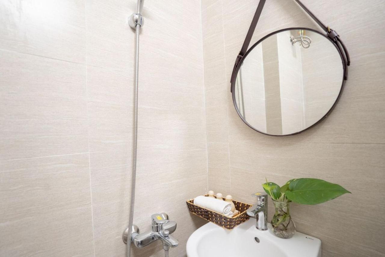 Nusmile'S Hostel And Travel Hanoi Bagian luar foto