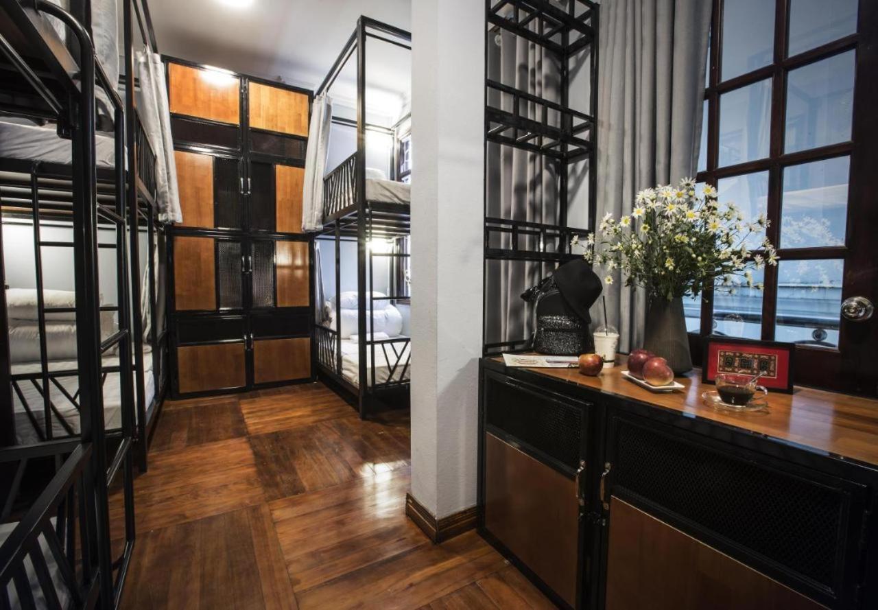 Nusmile'S Hostel And Travel Hanoi Bagian luar foto